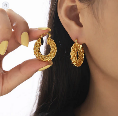 Elevate Your Style with European and American Style Twist Weave Pierced Geometric Earrings